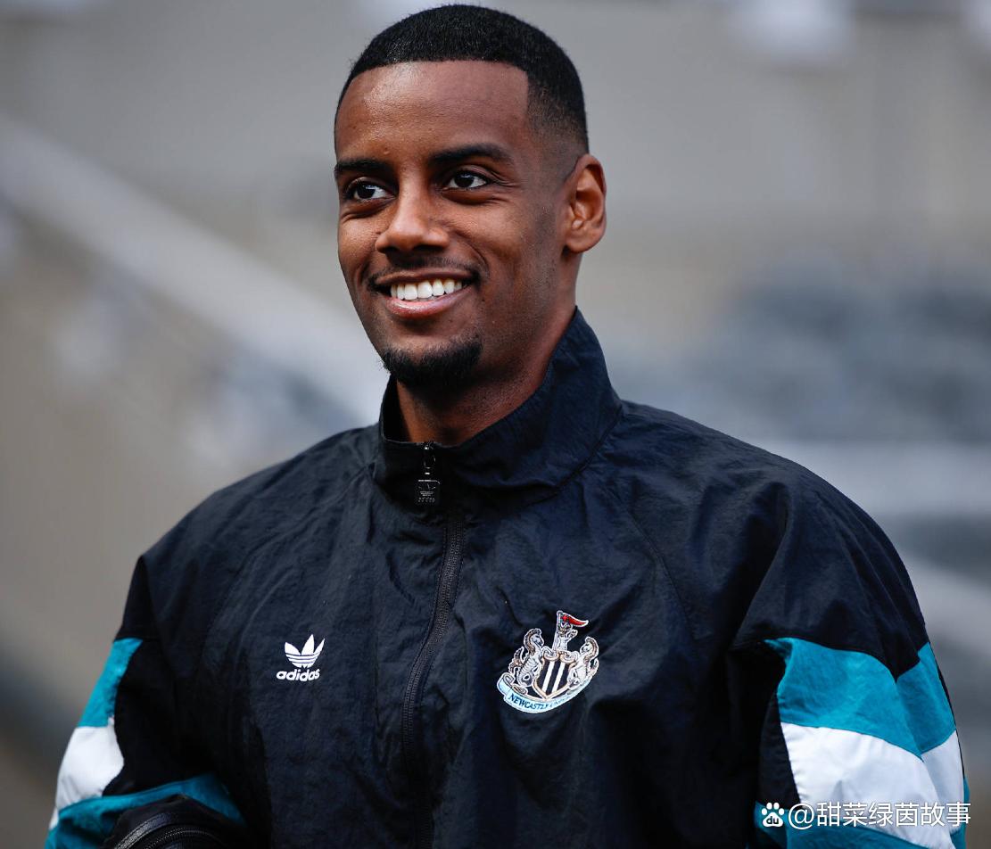 今晨纽卡斯尔完成体检——英超节点到来荷甲关键时刻走向成谜，今晚深圳男篮复出首秀——中超节点到来直接炸裂的简单介绍爱游戏体育