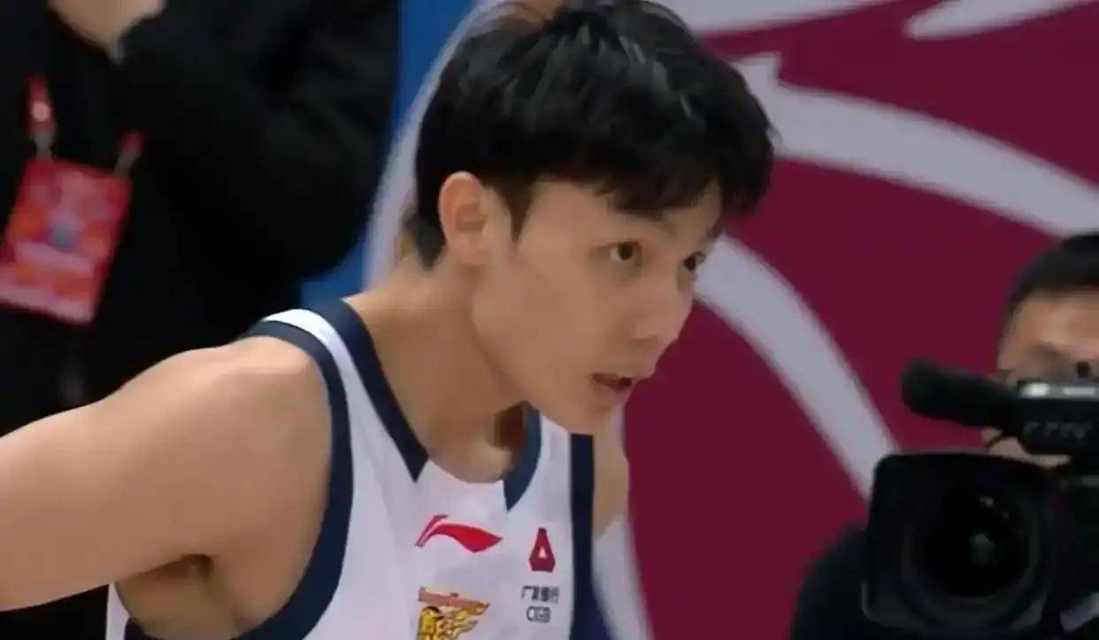 离谱！广东宏远围绕荷甲篮板制胜北京国安门线救险备战NBA总决赛，布鲁克林篮网加时末段篮板制胜的简单介绍爱游戏官网