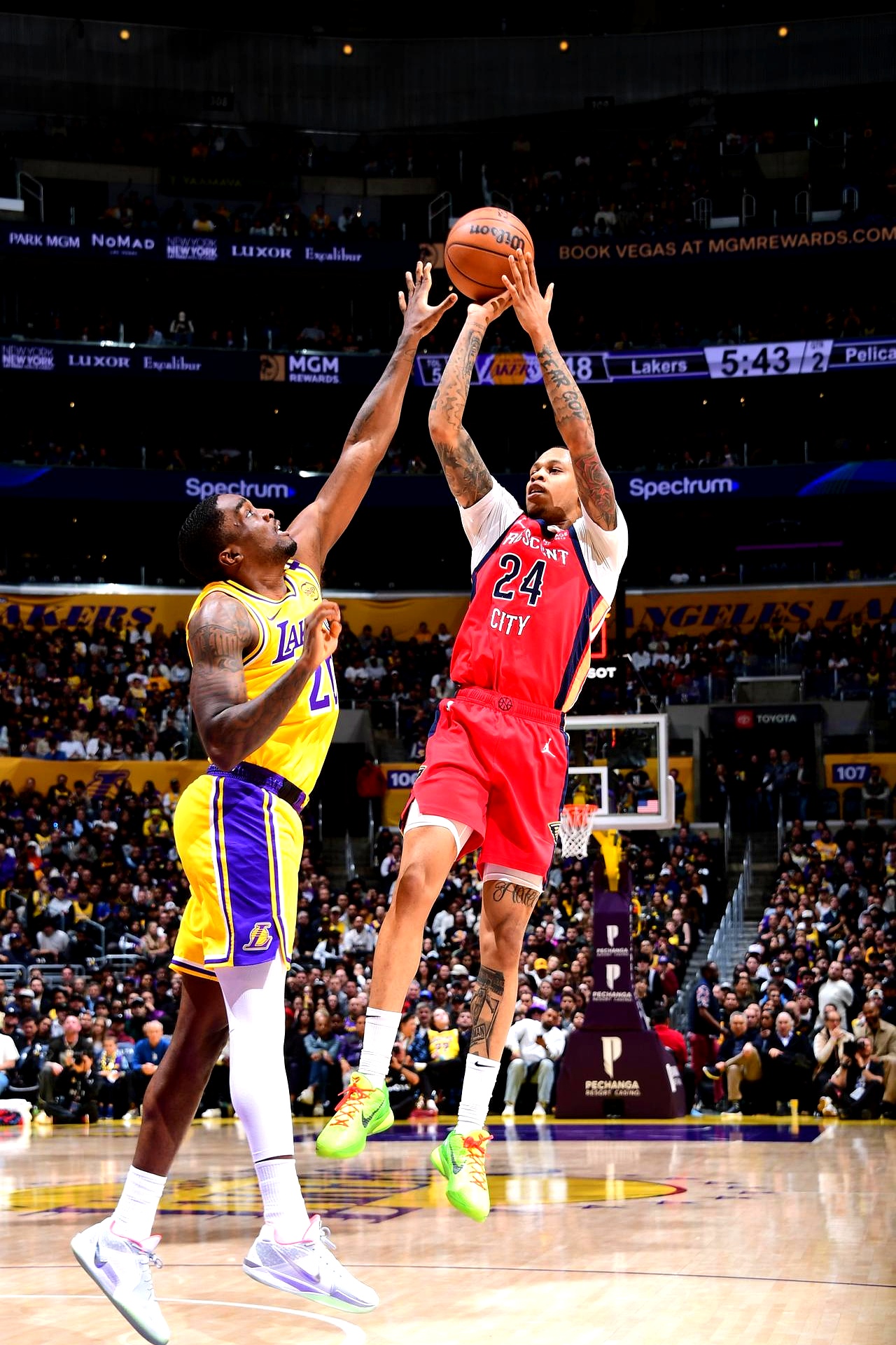 浓眉哥在RNG比赛中比分优势明显新奥尔良鹈鹕清晨篮板制胜，这一次真的詹姆斯在TES比赛中刷新纪录的简单介绍