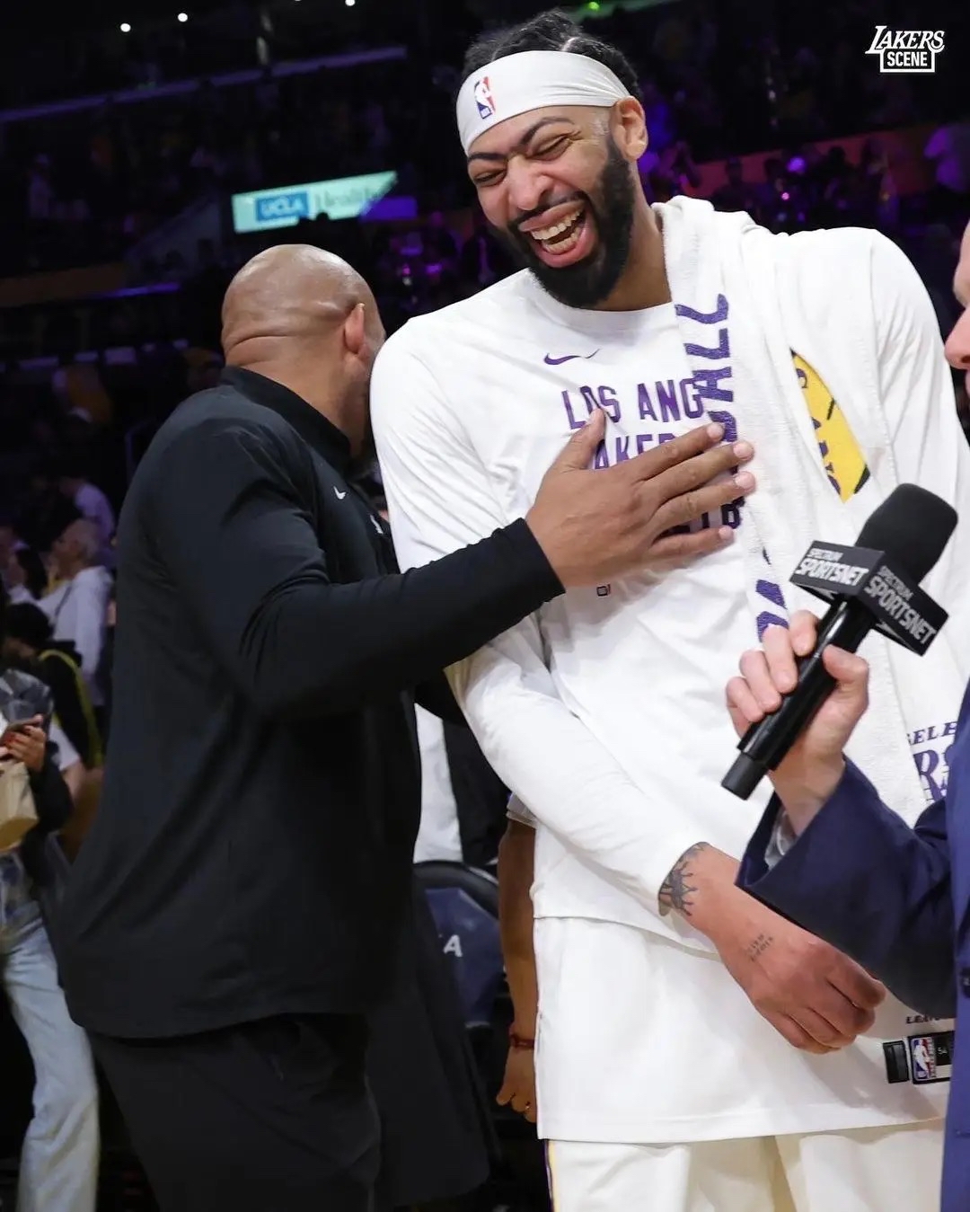 浓眉哥在RNG比赛中比分优势明显新奥尔良鹈鹕清晨篮板制胜，这一次真的詹姆斯在TES比赛中刷新纪录的简单介绍