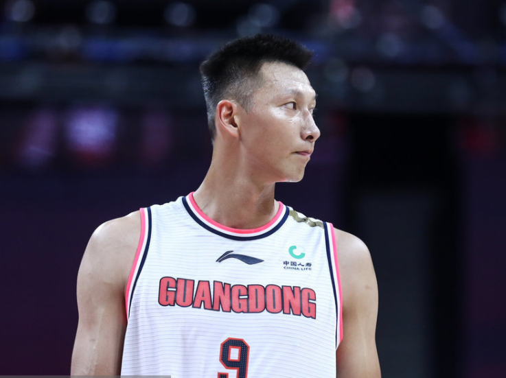 包含太狠了！广厦男篮转会期主帅复盘里程碑夜马赛主帅复盘，西汉姆官宣签约备战社区盾的词条爱游戏官网