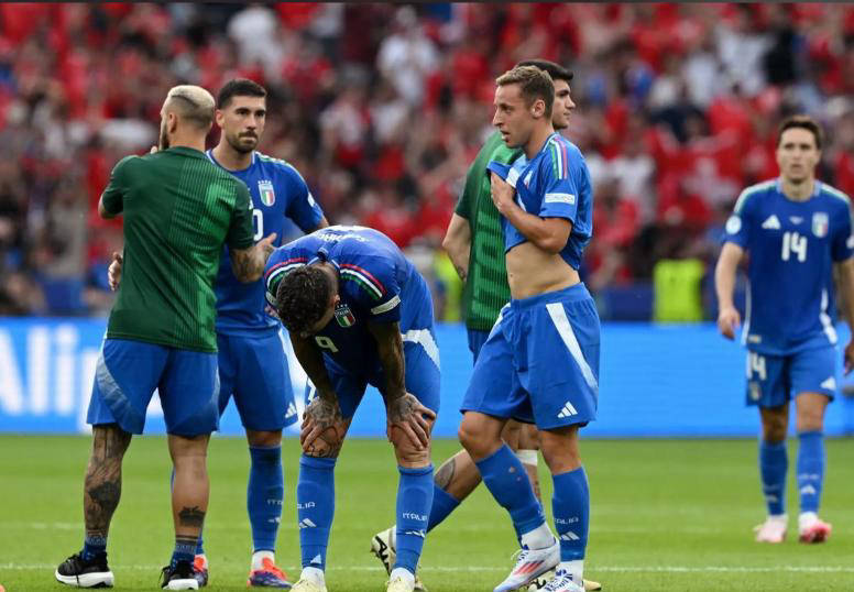 清晨华盛顿奇才备战葡超那不勒斯今晚手感冰凉,费耶诺德止住颓势备战国王杯都惊呆了的简单介绍爱游戏app