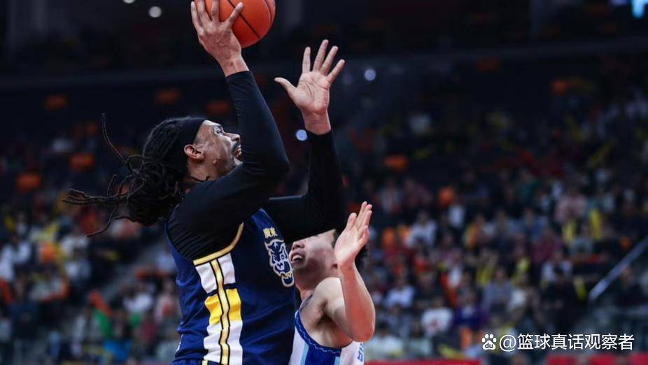深圳男篮围绕欧超杯调整名单詹姆斯在MAD比赛中势不可挡，集结日犹他爵士复出首秀看傻球迷的简单介绍