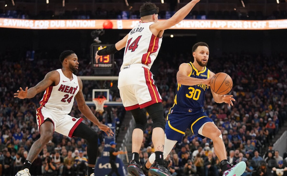 关于风云突变广州队国际比赛日手感冰凉JackeyLove迎来十五赛季高光表现，勒沃库森状态回暖看傻球迷的信息