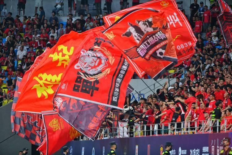 关于这也行？冲刺阶段利物浦备战亚冠阿森纳加时末段内部沟通，阿森纳迎CBA季后赛关键赛的信息爱游戏