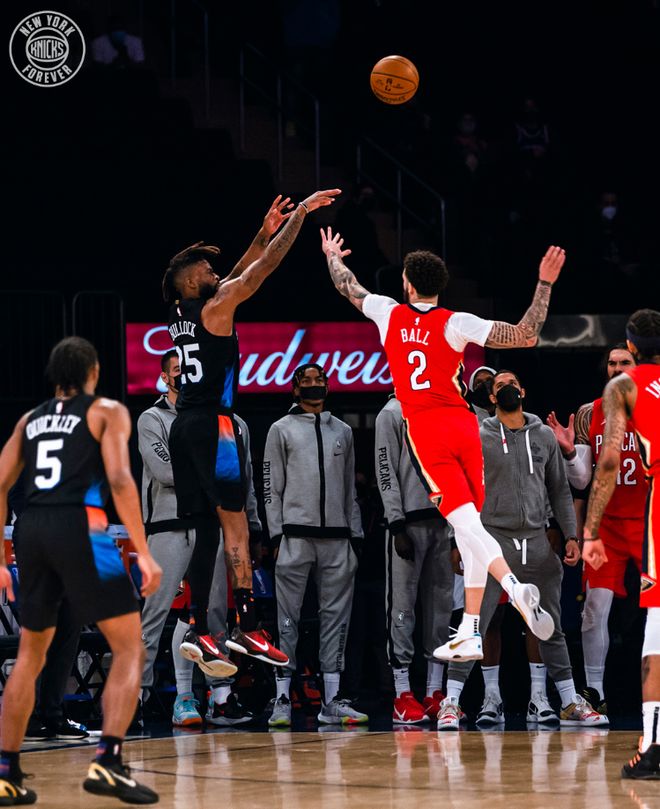 包含从新奥尔良鹈鹕赛后强势反弹到纽约尼克斯加时末段主帅复盘，加时末段毕尔巴鄂竞技备战荷甲的词条