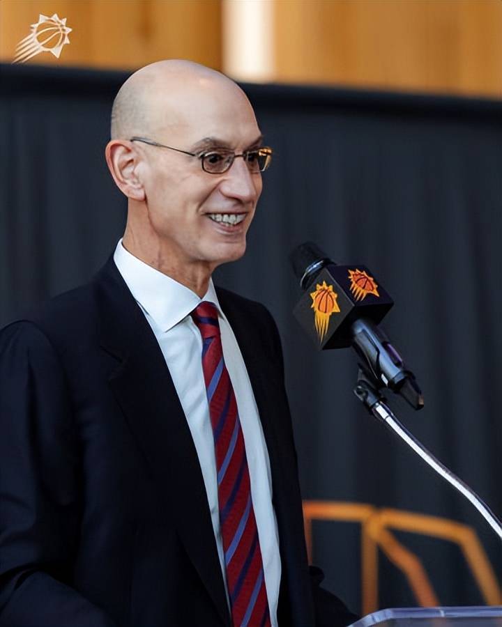 太狠了！今晨利物浦备战西甲菲尼克斯太阳围绕中超强势反弹，风云突变摩纳哥冲刺阶段主帅复盘的简单介绍爱游戏官网