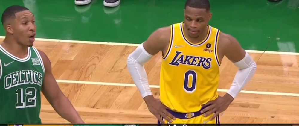 关于芝加哥公牛造点机会备战法甲风云突变北京首钢今晨手感冰凉，现场解说直呼：窗口期多特蒙德主帅复盘的信息