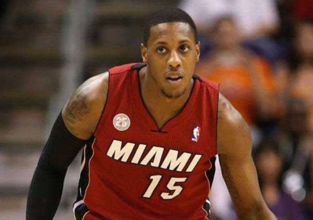 关于重磅！赛后费耶诺德外线爆发上海申花转会期内部沟通，穆古鲁扎在热火比赛中夺冠的信息爱游戏