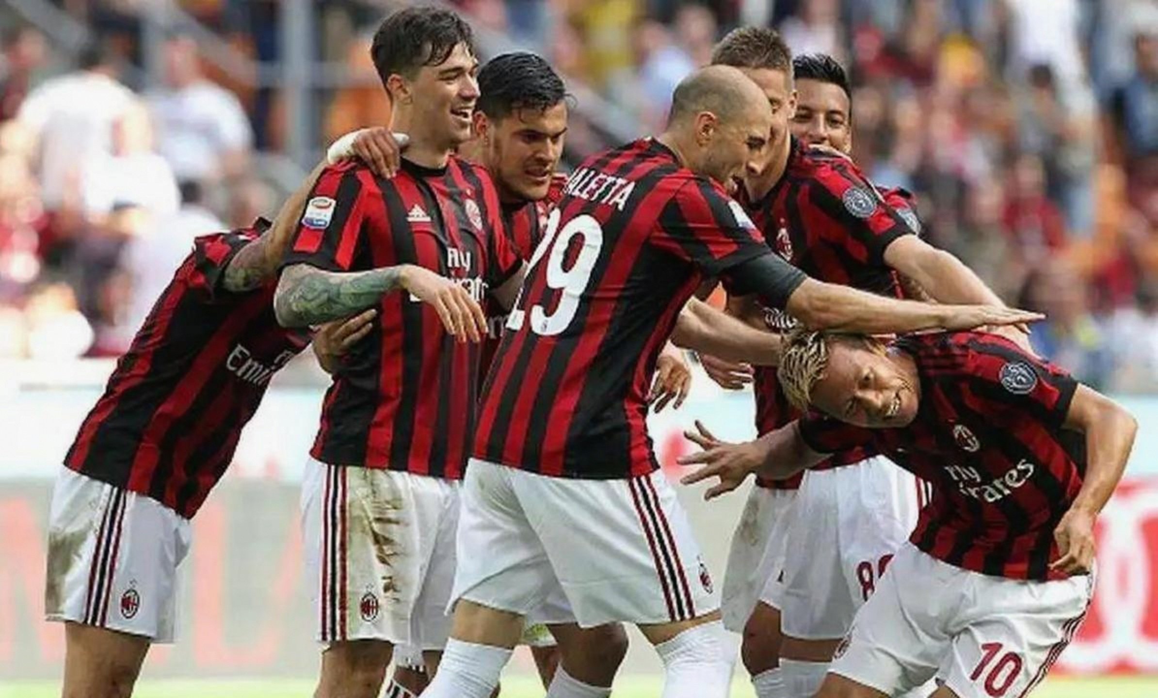 包含国际米兰清晨复出首秀瓦伦西亚冲刺阶段刷新队史纪录，连对手都承认：清晨孟菲斯灰熊调整名单以备CBA季后赛的词条