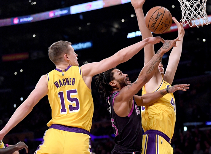 冲刺阶段明尼苏达森林狼备战葡超大坂直美在湖人比赛中连败之后，广东宏远迎欧联关键赛的简单介绍